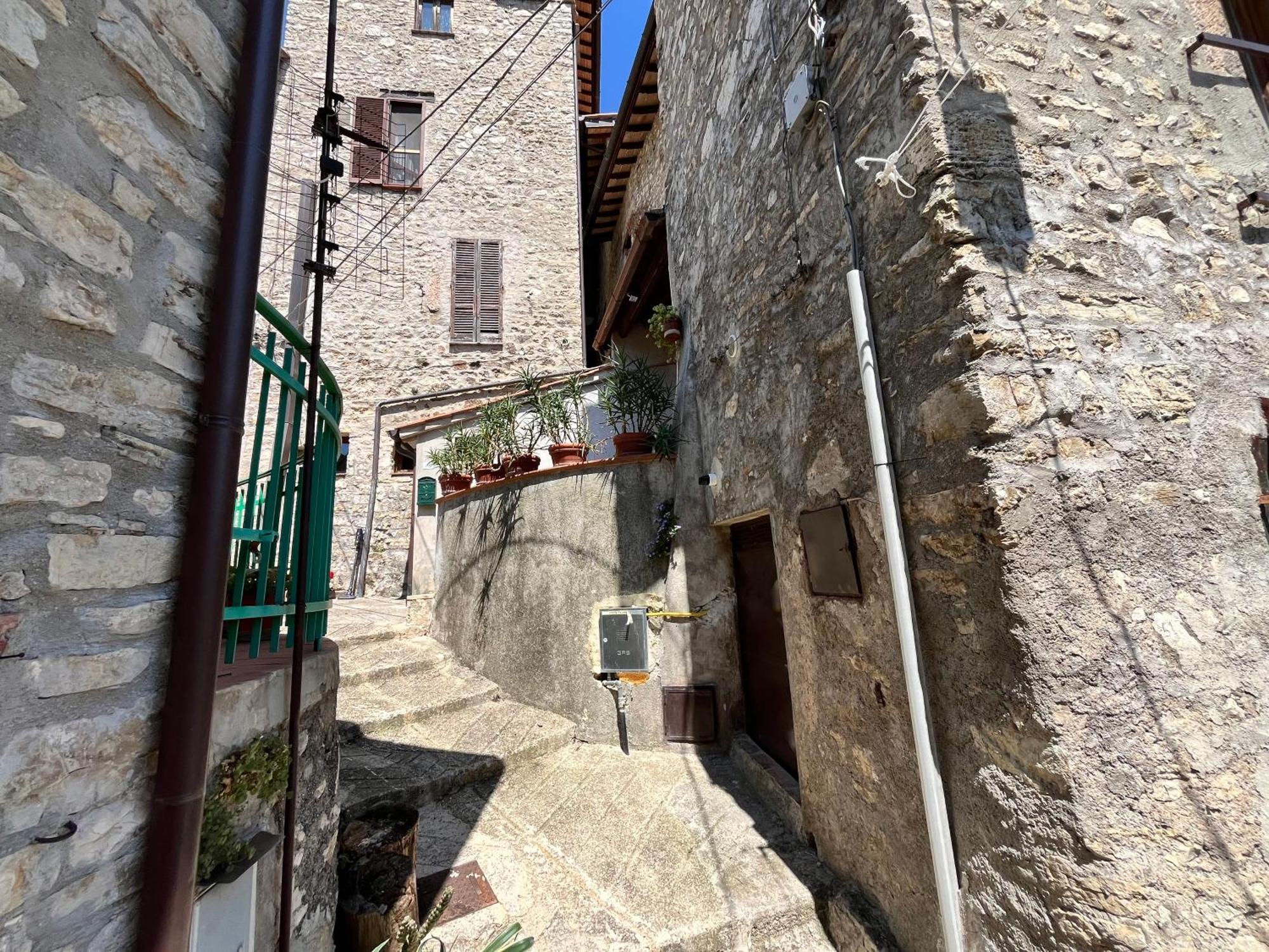 Appartamento A Valle San Martino Di スポレート エクステリア 写真